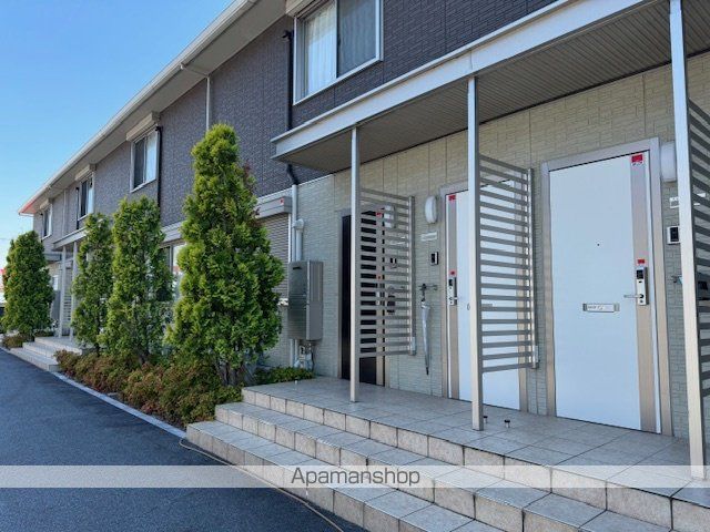 コンフォルタ A棟の玄関写真