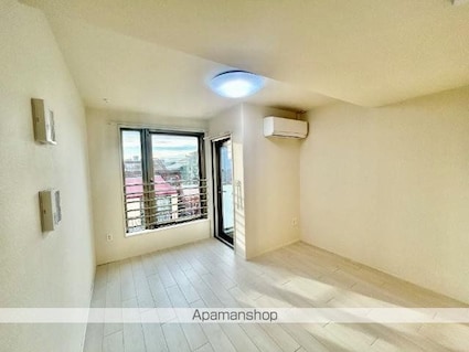 ラヴァリエ[1K/26.04m2]の玄関