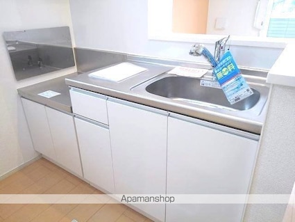 リバーサイドアニュー[1R/32.94m2]のキッチン