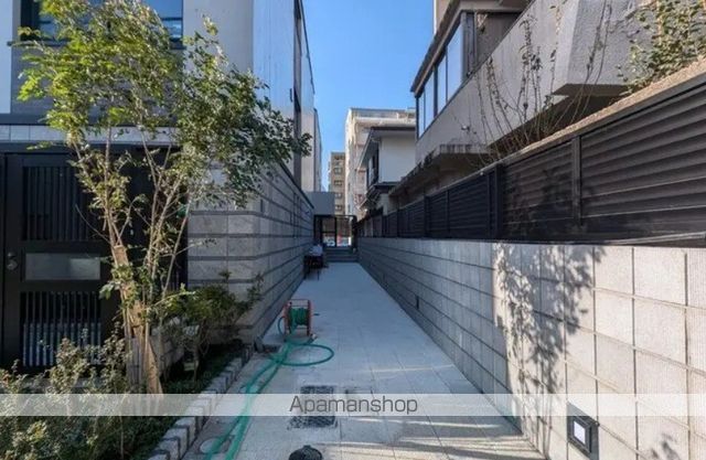 ウェルスクエア洗足の外観写真