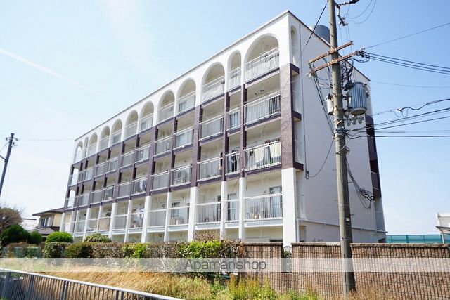 マンションサンプラザ1の外観写真