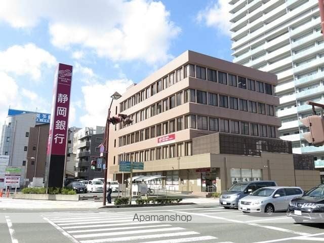 イーストアベニューの周辺写真