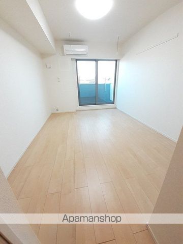ＪＲ山陽本線 下松駅 バス乗車時間：8分 最寄りバス停で下車 徒歩2分 2階建 築8年の内装写真