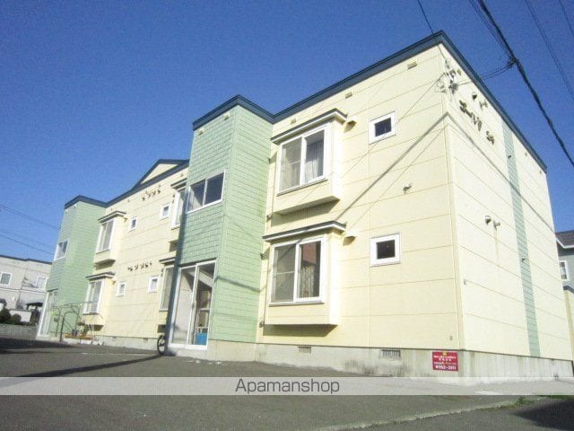 ゴールド五号館の外観写真