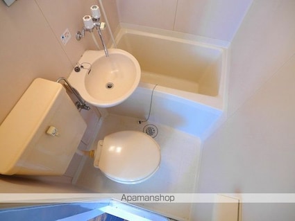 フォレスト松戸[1R/15.31m2]のバス