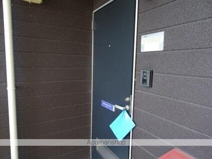 カーサ・ココ[2DK/50m2]のエントランス3