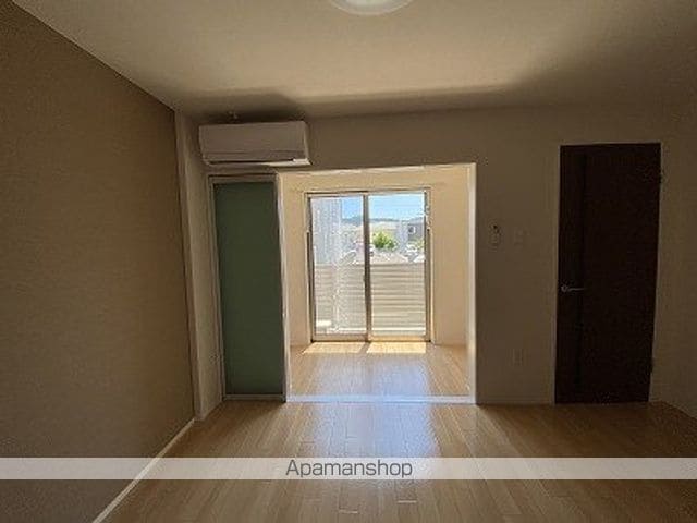 N’ S ARKの内装写真