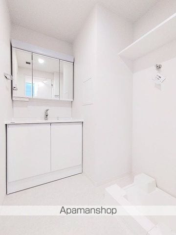 スプランディッド大阪EASTの内装写真