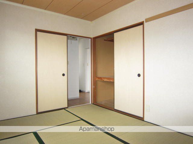 ラベンダーハイツ新井の内装写真