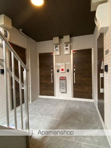 DーROOM箱崎の玄関写真