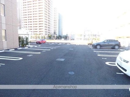 アヴェニール柏の葉[4LDK/93.23m2]の駐車場