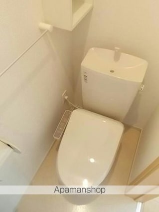 マナ・エヴァル[2LDK/59.55m2]のトイレ