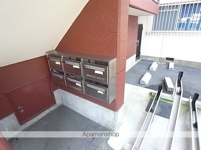 マンションエウォールの玄関写真