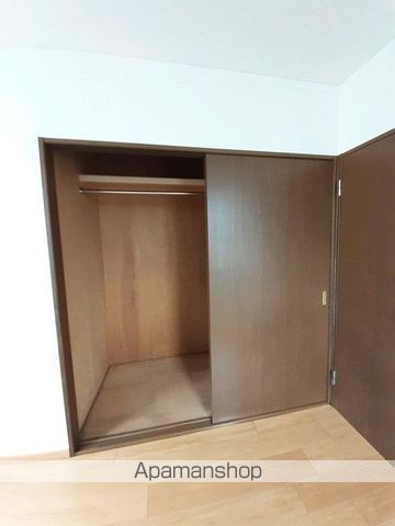 ポートハイツ2号館A棟の内装写真