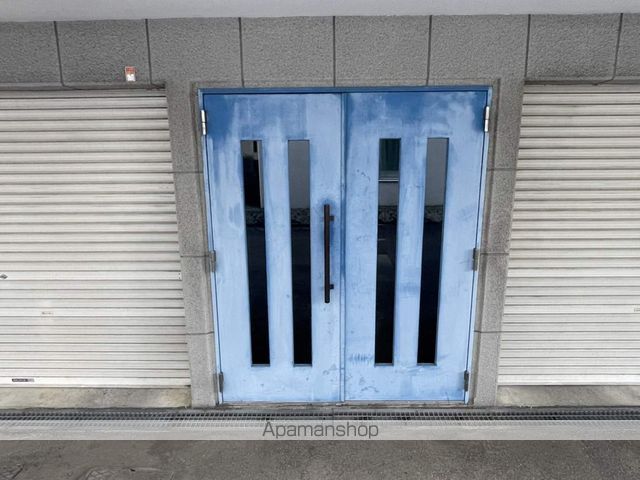 コロアールの玄関写真