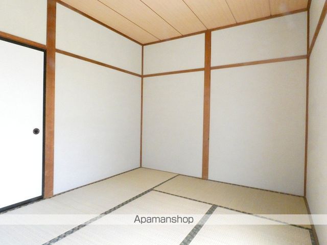 入野町16115-10貸家の内装写真