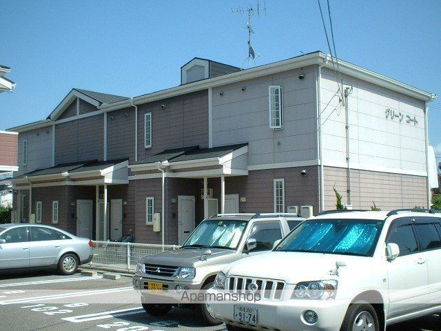 グリーンコートの外観写真