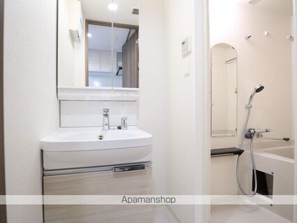 プレサンス　ジェネ　新栄町駅前　葵[1DK/25.11m2]の洗面所