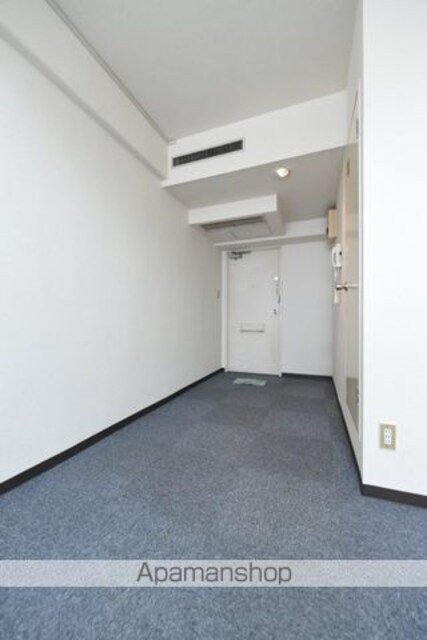 ウィン青山[1R/30.6m2]の玄関1