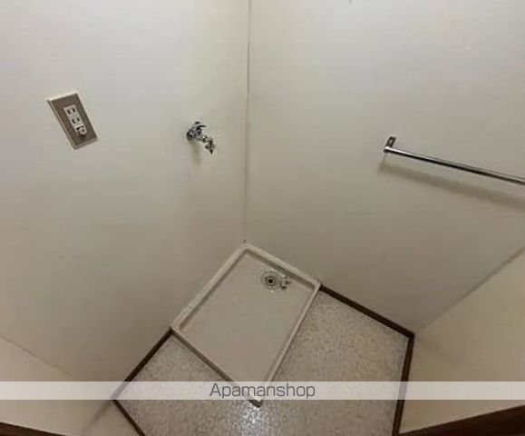 ロイヤルハイツMIYAMOTOの内装写真