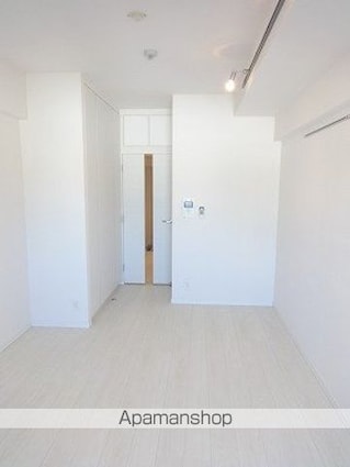 東京都新宿区下宮比町[1K/25.65m2]のリビング・居間