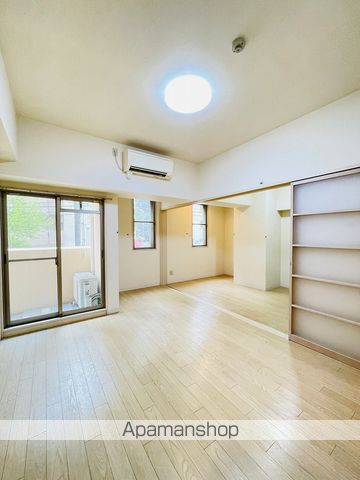 サンエスケーイワタ丸の内の内装写真