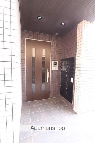 DEN DOUCE デンドゥースの玄関写真