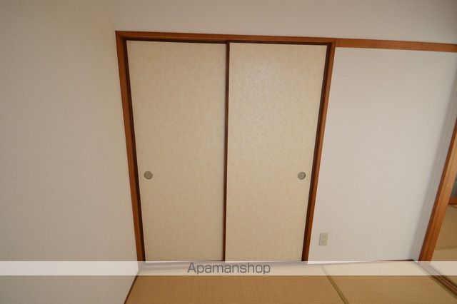 クレセントの内装写真