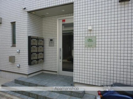 メゾン　ド　ロリエ[1LDK/31.97m2]のエントランス