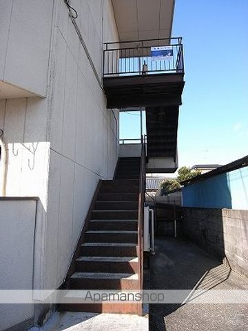 若葉ハイツの玄関写真