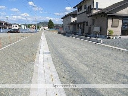 カンパーレ　Ｓ[2LDK/67.23m2]の周辺1