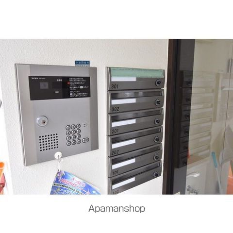 ヴィラ安富の玄関写真