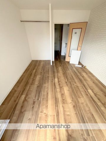 ライヴリー加納の内装写真
