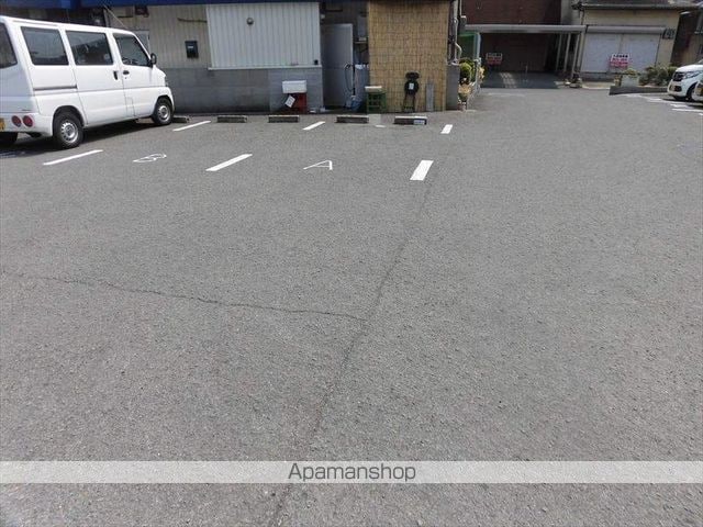 和歌山県和歌山市古屋[2LDK/53m2]の駐車場3