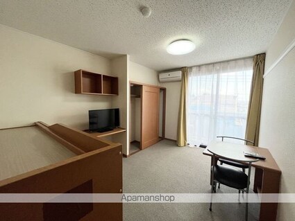 レオパレスセカンド[1K/23.18m2]のリビング・居間1