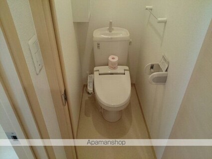 千葉県八街市東吉田[2DK/45.02m2]のトイレ