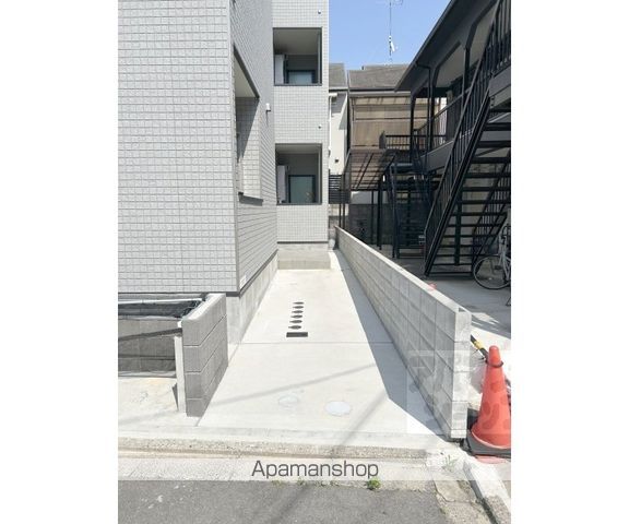 ハーモニーテラス深草仙石屋敷町Iの玄関写真