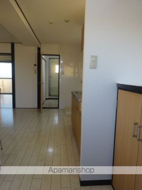 和歌山県和歌山市湊[1LDK/46.69m2]の玄関