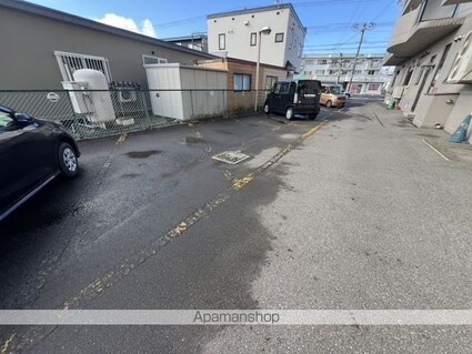 ＭＳねむの木[2LDK/59.71m2]の駐車場2