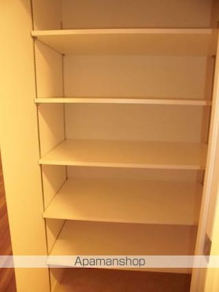 ジェノヴィア荻窪スカイガーデン[1K/28.3m2]の収納