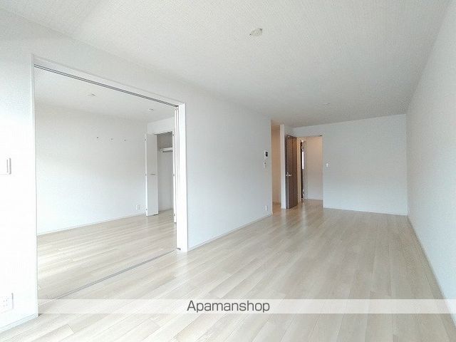 万博ハイステージの内装写真