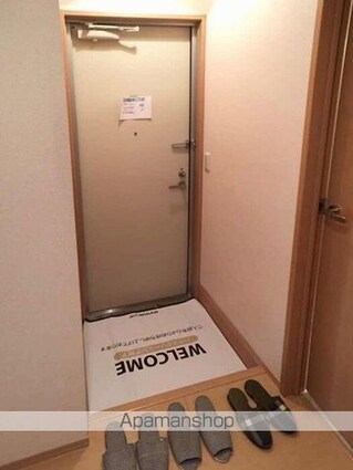 ヴィルドミール中今泉[2LDK/58.07m2]の玄関