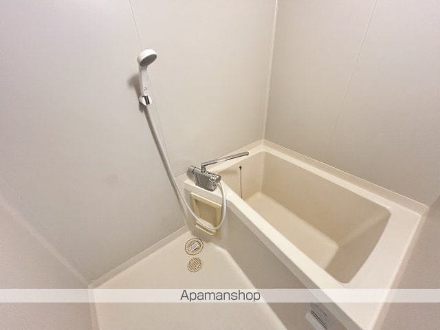 リトル誠の内装写真