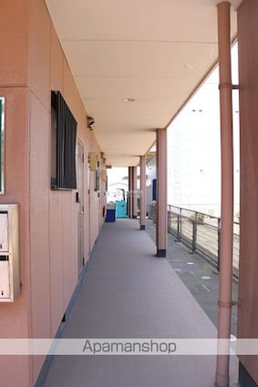 アクロス７１２２[2DK/40.5m2]のロビー