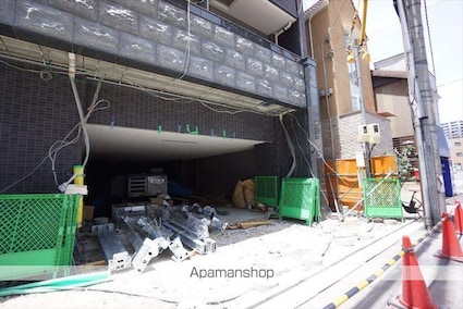 プレサンスジェネ千種内山[1K/24.51m2]のエントランス