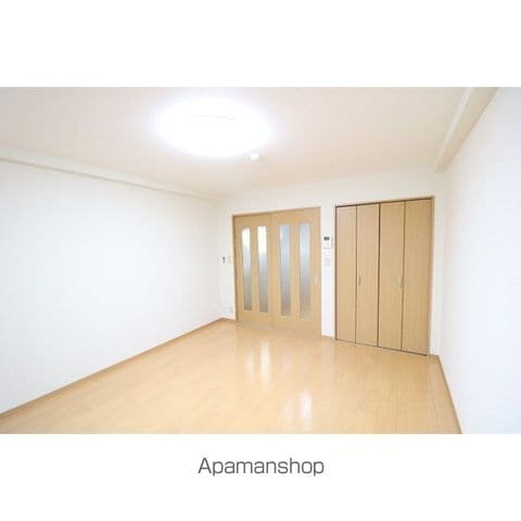 アンプルール フェールGLAND・MOBの内装写真
