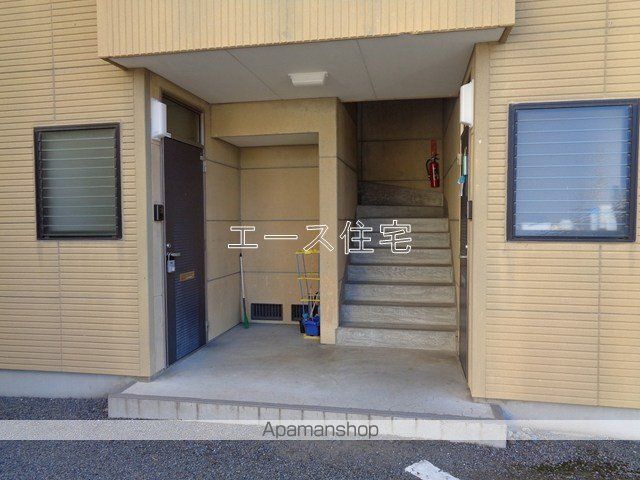 常心ハイツII・III・IVの玄関写真