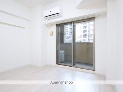 プレサンス泉アーバンゲート[1K/24.74m2]のリビング・居間