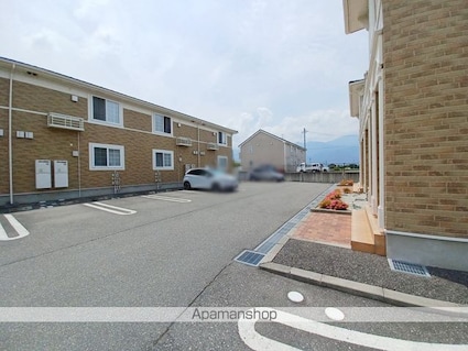 Ｂｅｌｌｅ　Ｖｉｌｌａｇｅ[1LDK/46.52m2]の駐車場2