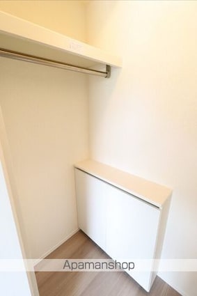 ファルコンベース若宮[1LDK/42.62m2]の収納